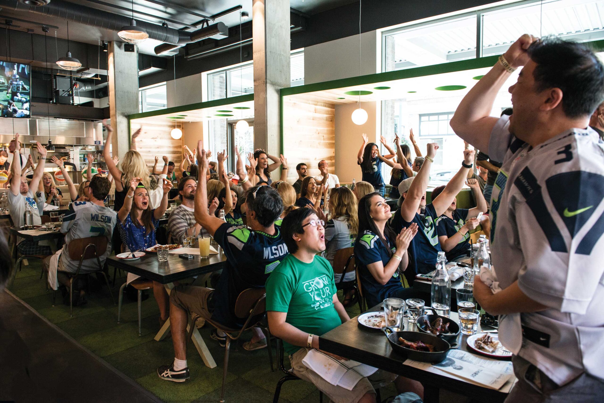 stadium-surroundings-visit-seattle