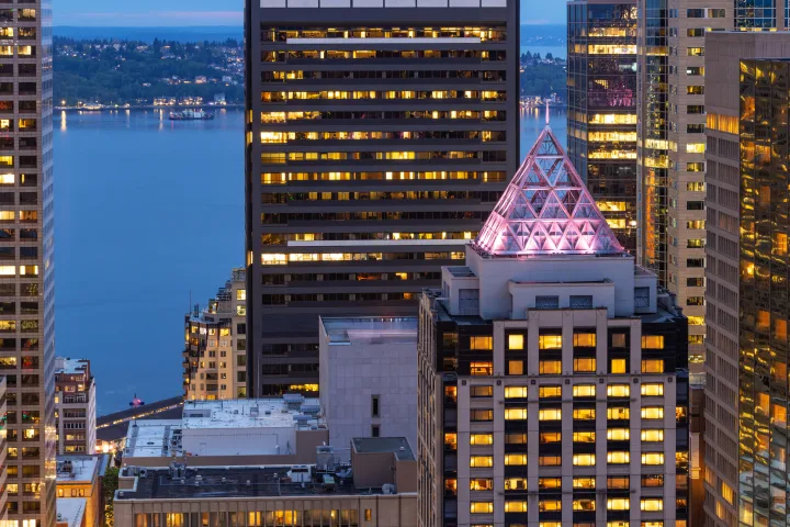 W Seattle